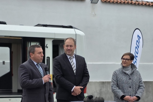 Безопасност, ефективност и повишен комфорт в новите влакове на Метрополитен ЕАД