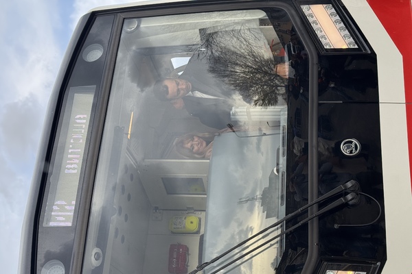 Метрополитен представи първия от новите влакове за столичното метро