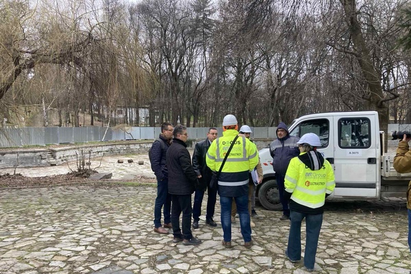 Започва изграждането на изходната площадка за тунелопробивната машина за метрото в парка на Военна академия